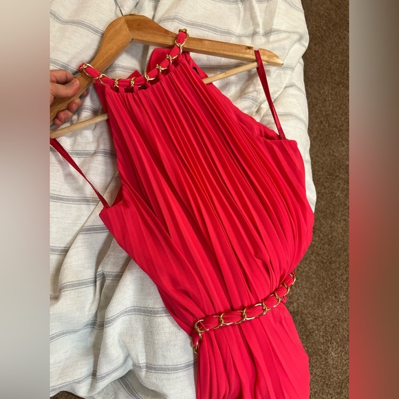 Strawberry red dress - Picture 5 of 5